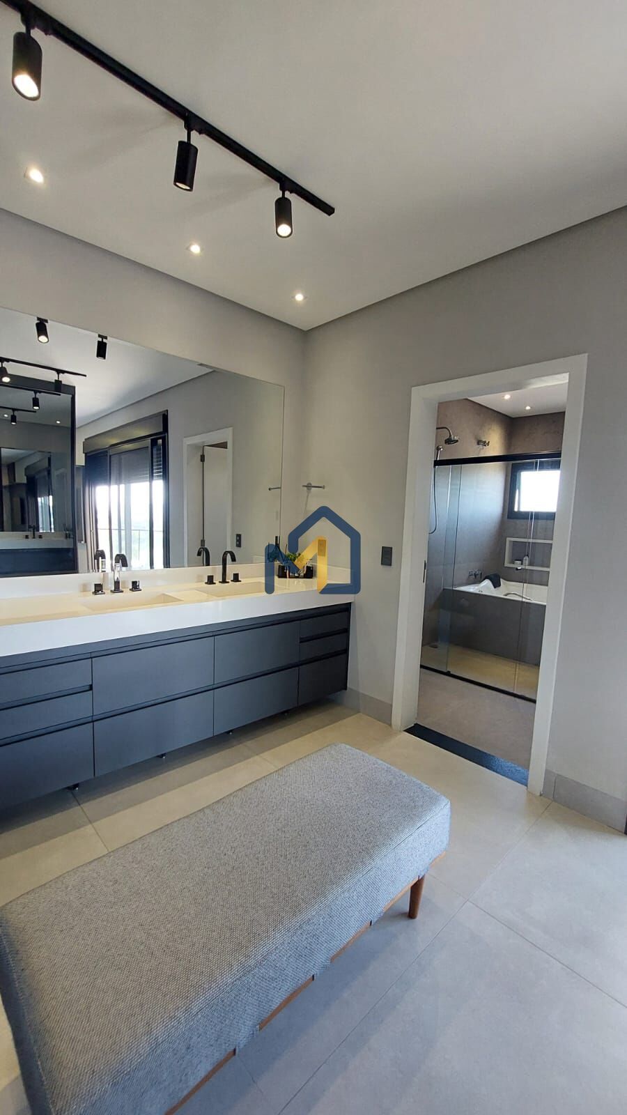 Casa, 4 quartos, 325 m² - Foto 19