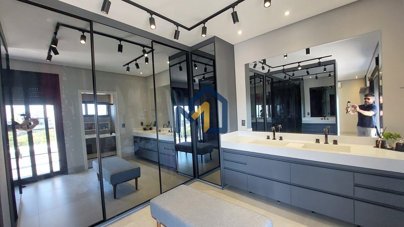 Casa, 4 quartos, 325 m² - Foto 16