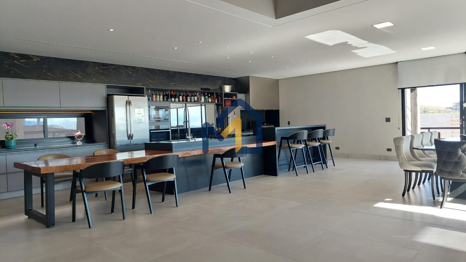Casa, 4 quartos, 325 m² - Foto 4