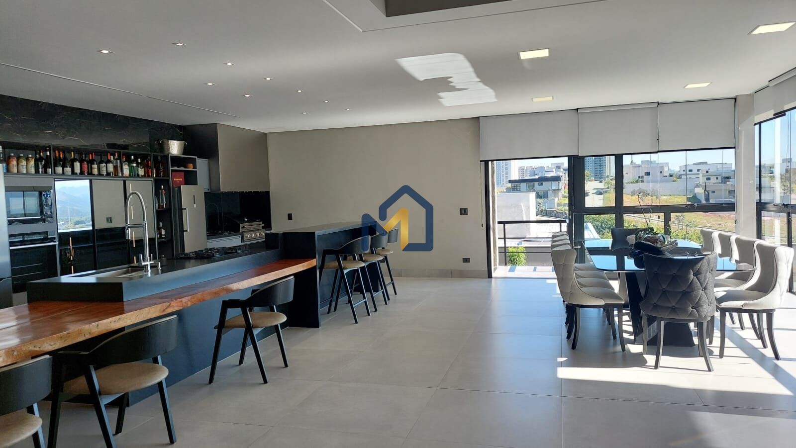 Casa, 4 quartos, 325 m² - Foto 3