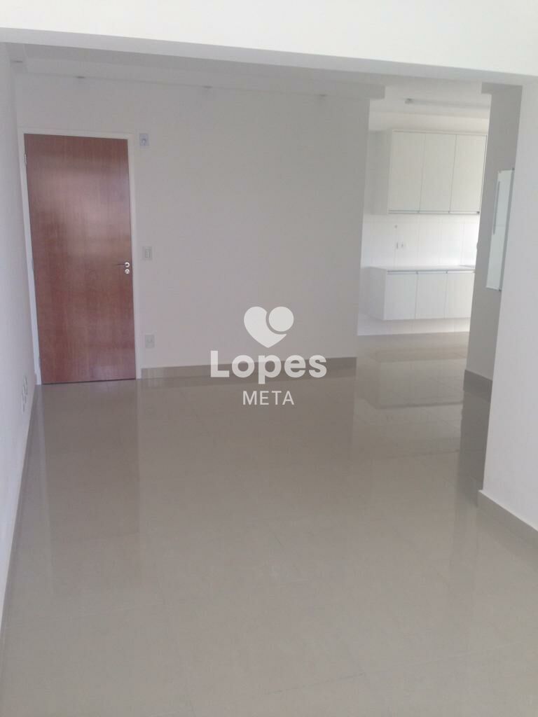 Apartamento para alugar com 2 quartos, 77m² - Foto 4