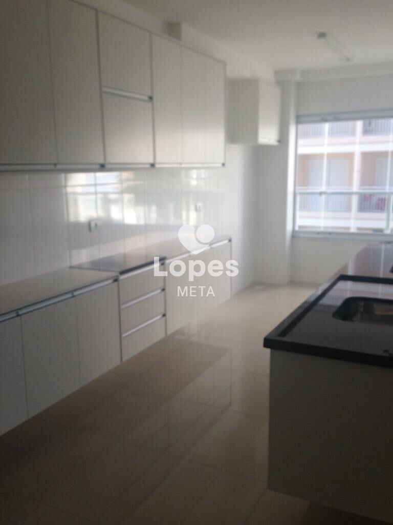 Apartamento para alugar com 2 quartos, 77m² - Foto 16