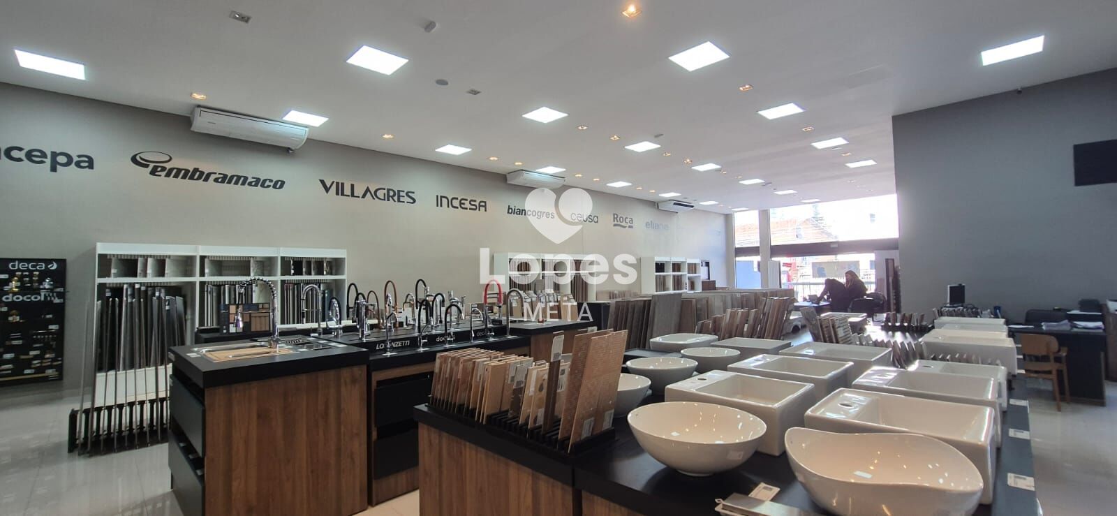 Prédio Inteiro para alugar, 1100m² - Foto 4