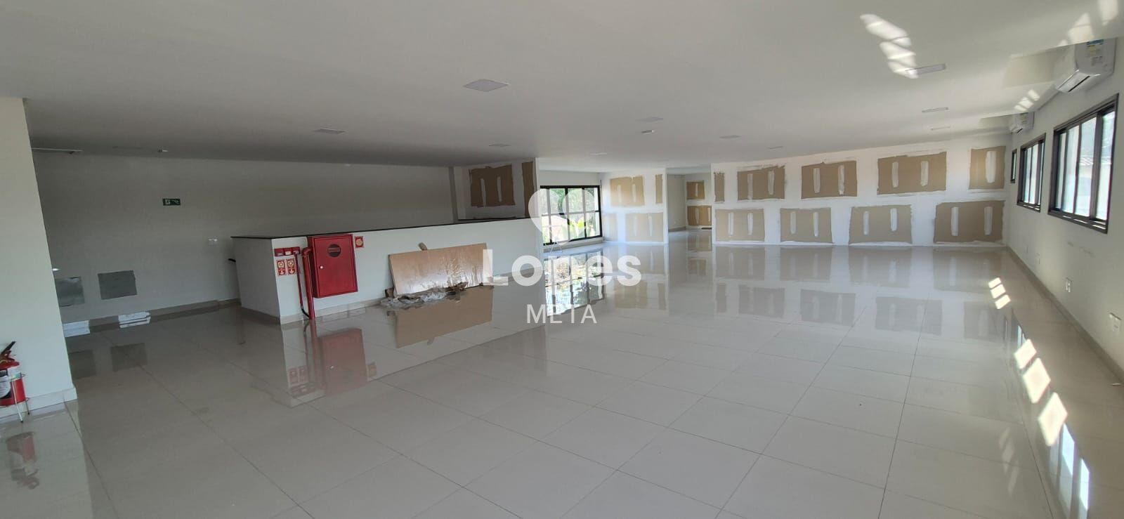 Prédio Inteiro para alugar, 1100m² - Foto 10