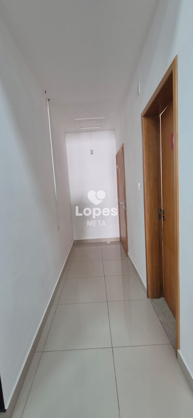Prédio Inteiro para alugar, 1100m² - Foto 8