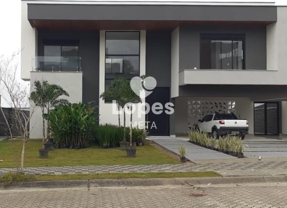 Casa, 4 quartos, 530 m² - Foto 1