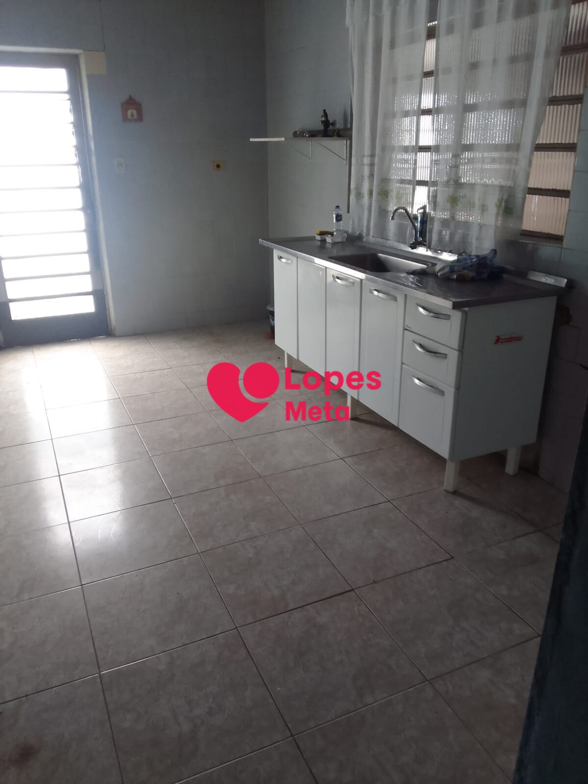 Casa à venda com 3 quartos, 130m² - Foto 4