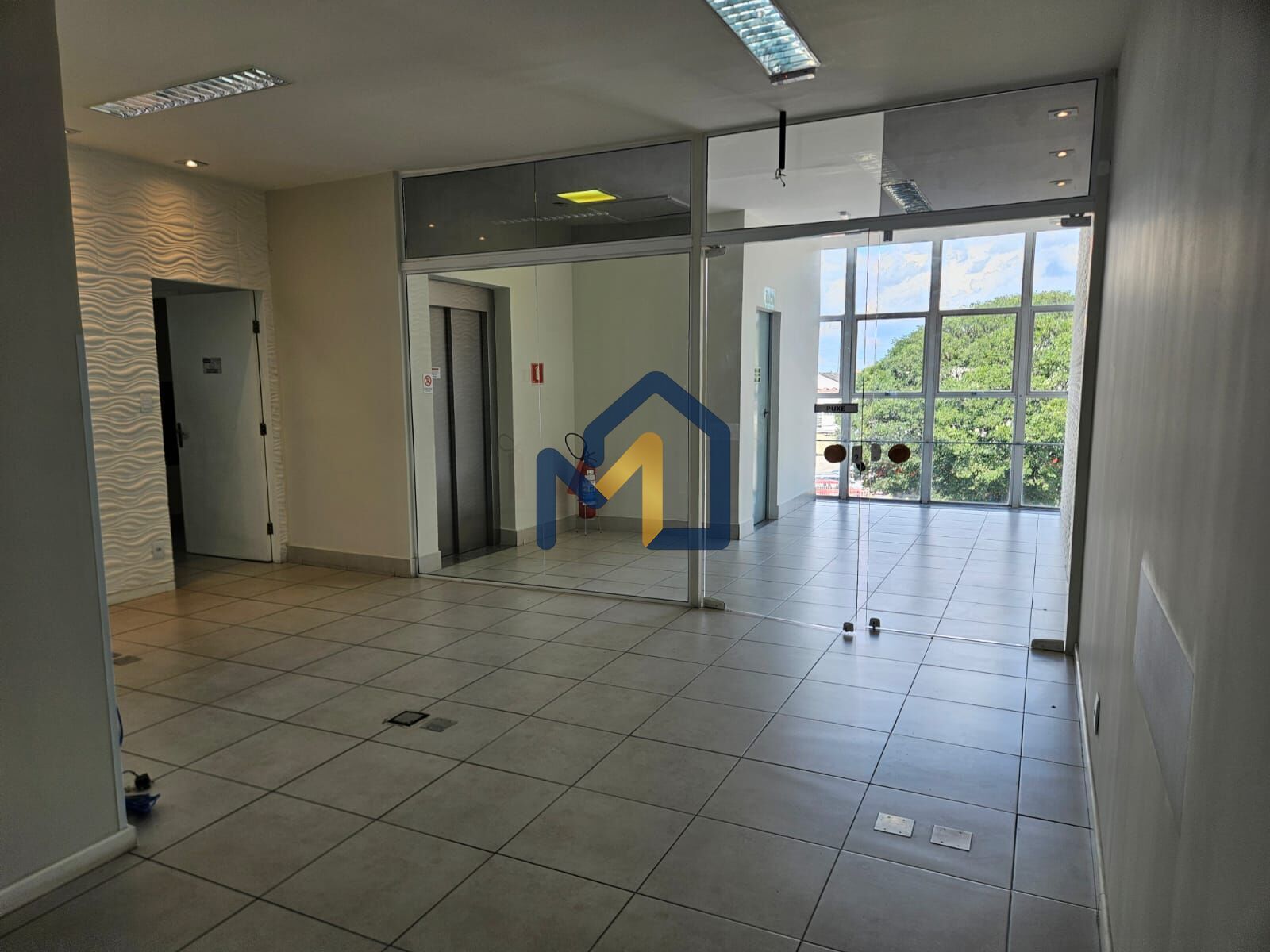 Sala-Conjunto, 487 m² - Foto 1