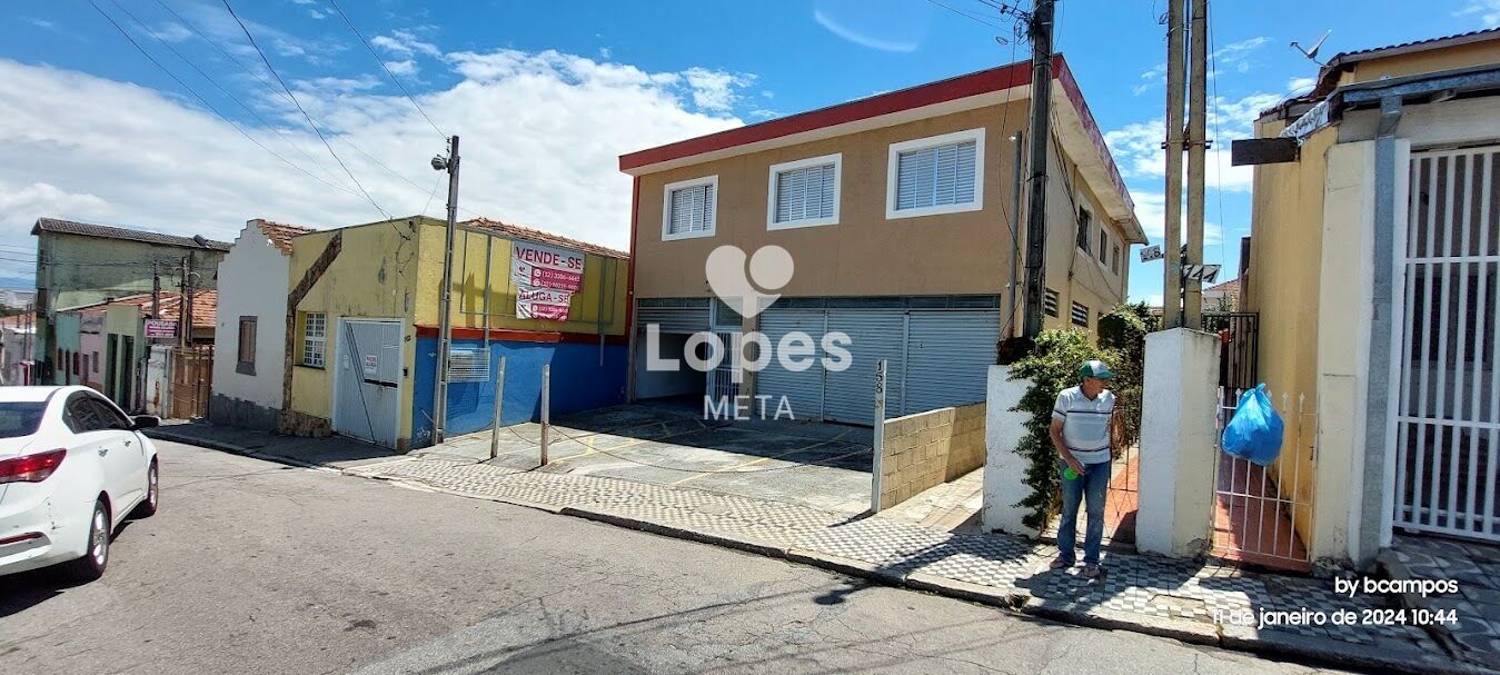 Conjunto Comercial-Sala à venda com 8 quartos, 477m² - Foto 2