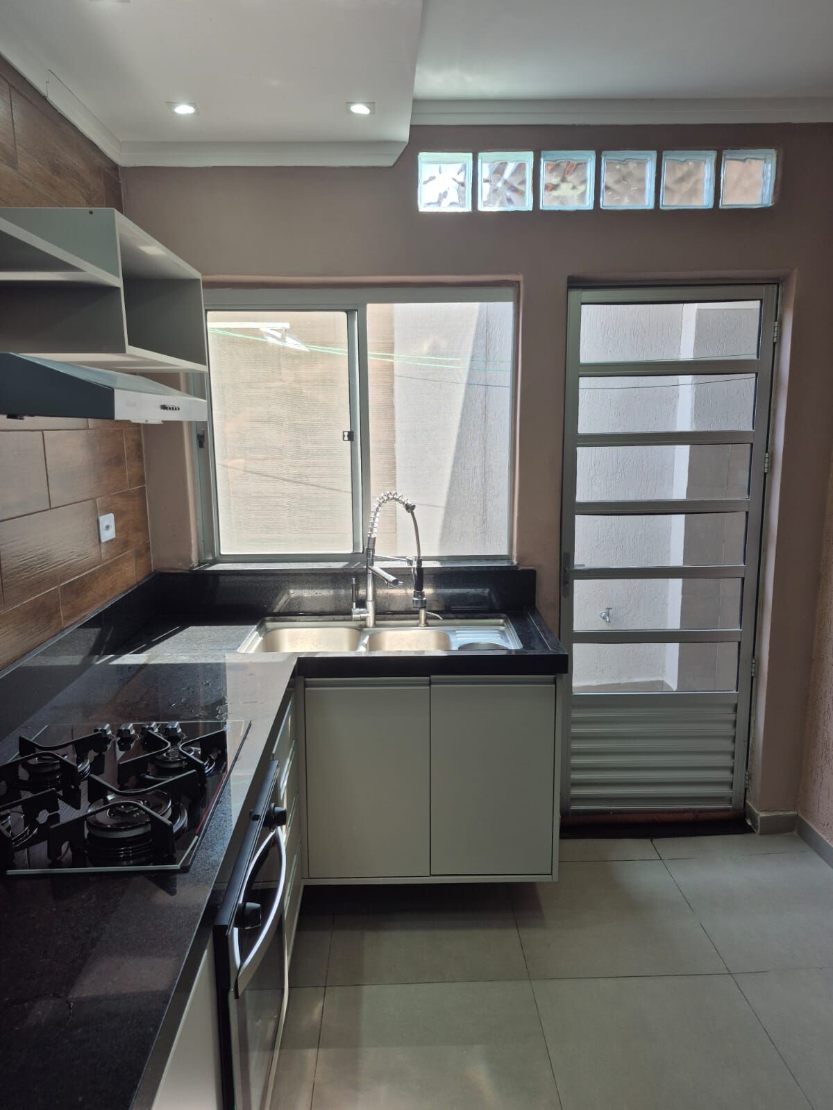 Casa, 3 quartos, 106 m² - Foto 5