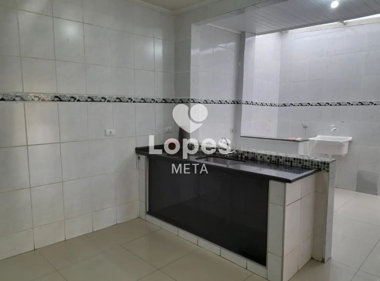 Sobrado à venda com 3 quartos, 100m² - Foto 3