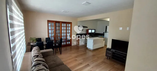 Casa à venda com 3 quartos, 105m² - Foto 1