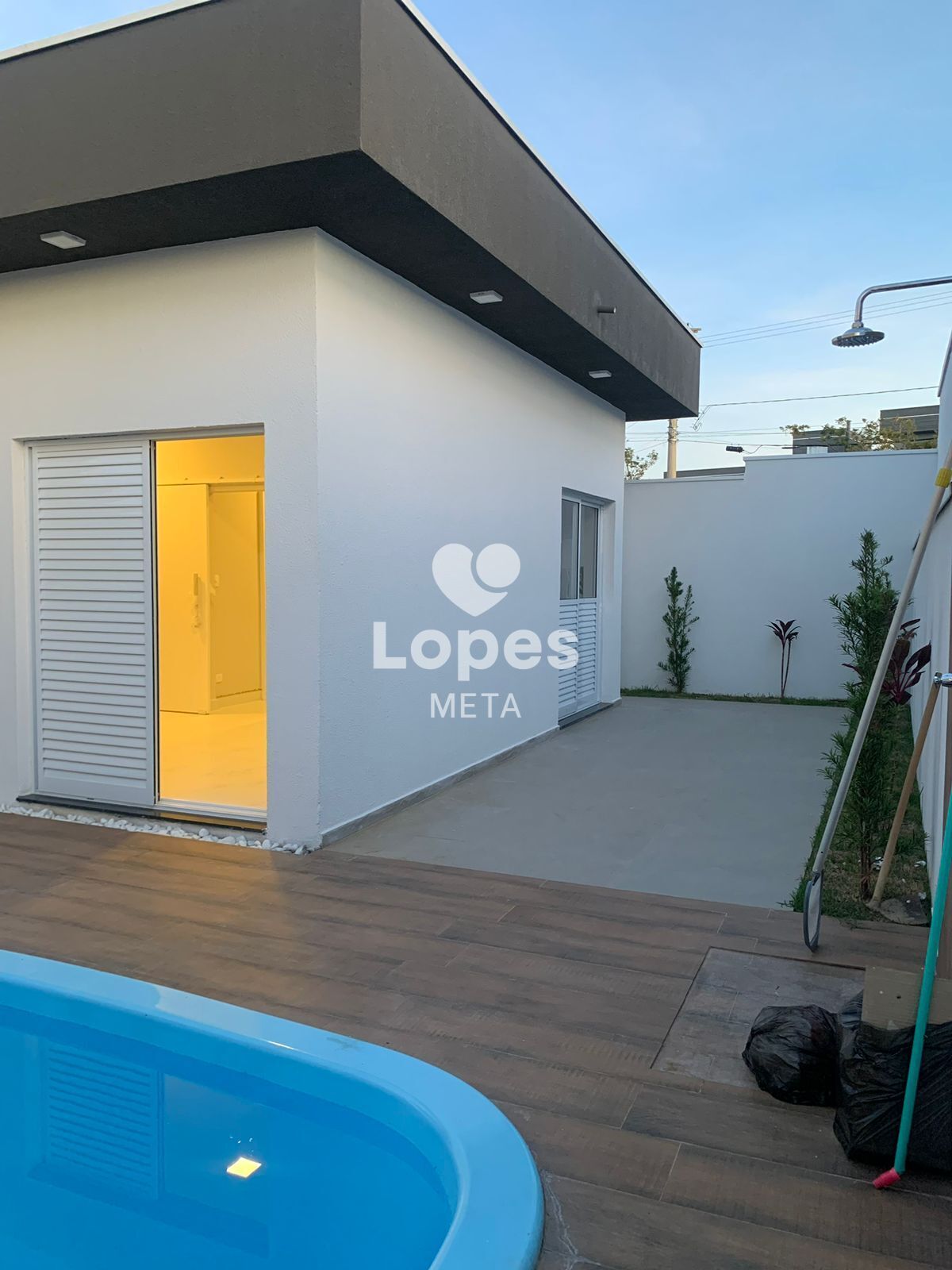 Casa, 3 quartos, 141 m² - Foto 1