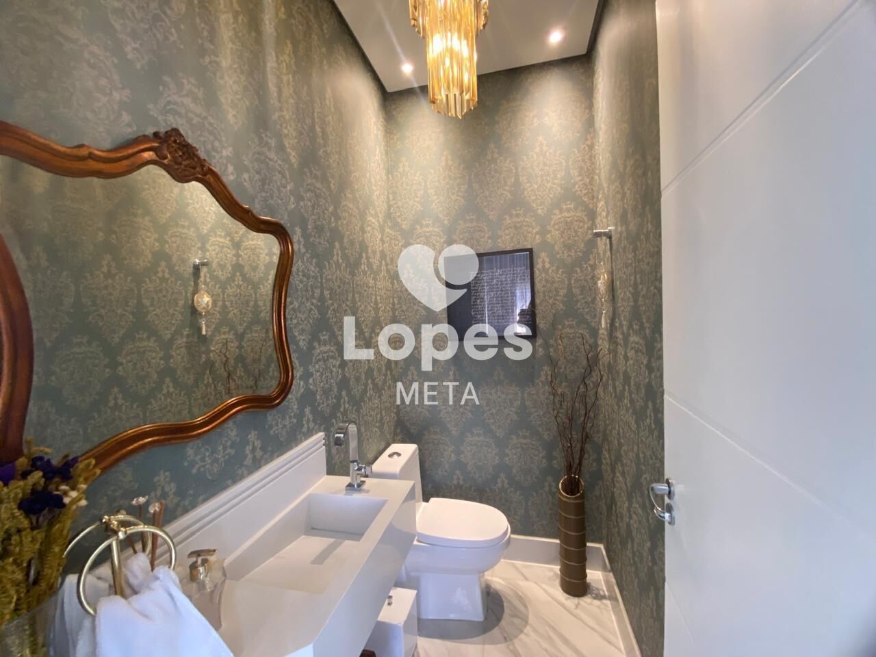 Casa de Condomínio para alugar com 4 quartos, 334m² - Foto 12