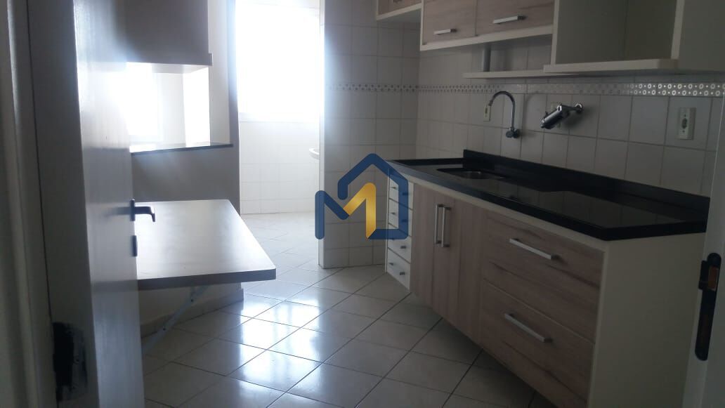 Apartamento, 3 quartos, 81 m² - Foto 2