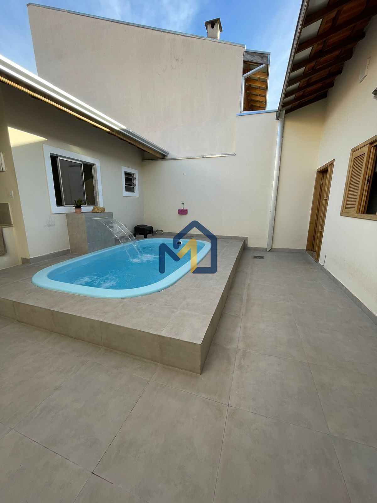 Casa, 2 quartos, 200 m² - Foto 2