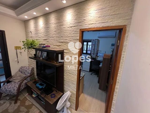 Casa à venda com 3 quartos, 97m² - Foto 18