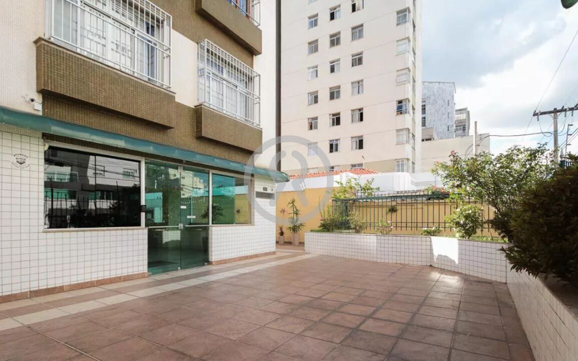 Apartamento à venda com 2 quartos, 75m² - Foto 24