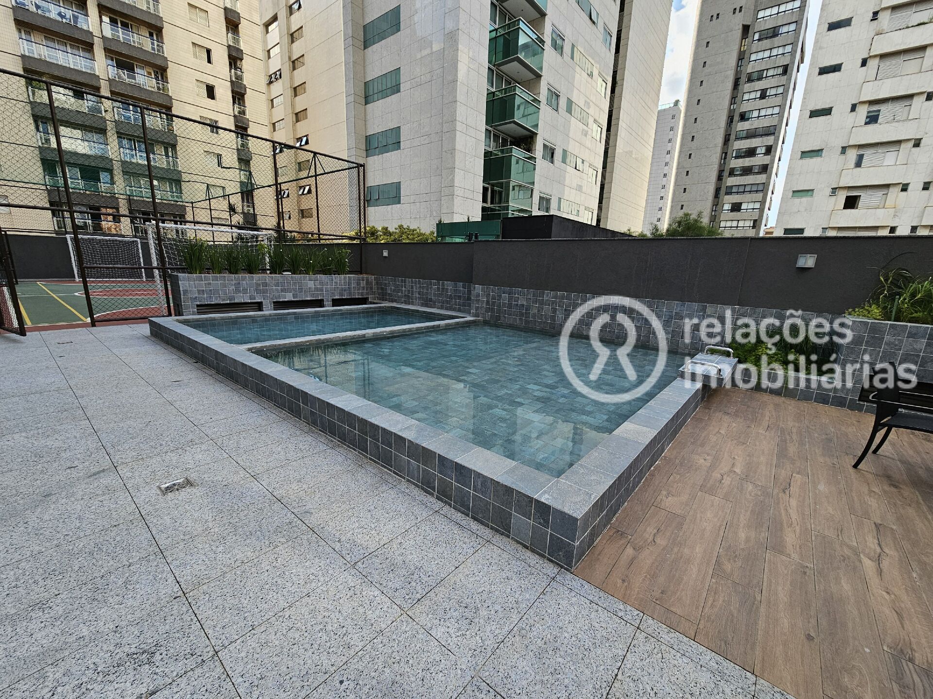 Apartamento para alugar com 4 quartos, 130m² - Foto 55