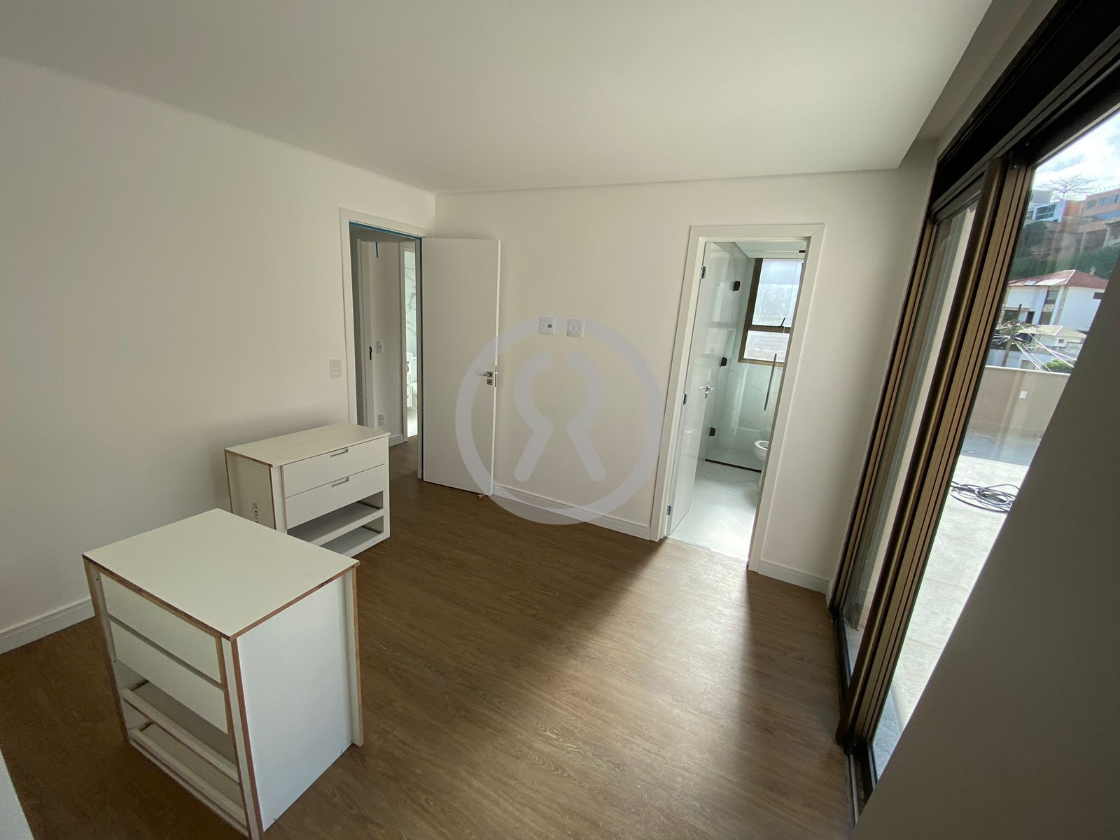 Apartamento à venda com 4 quartos, 342m² - Foto 56