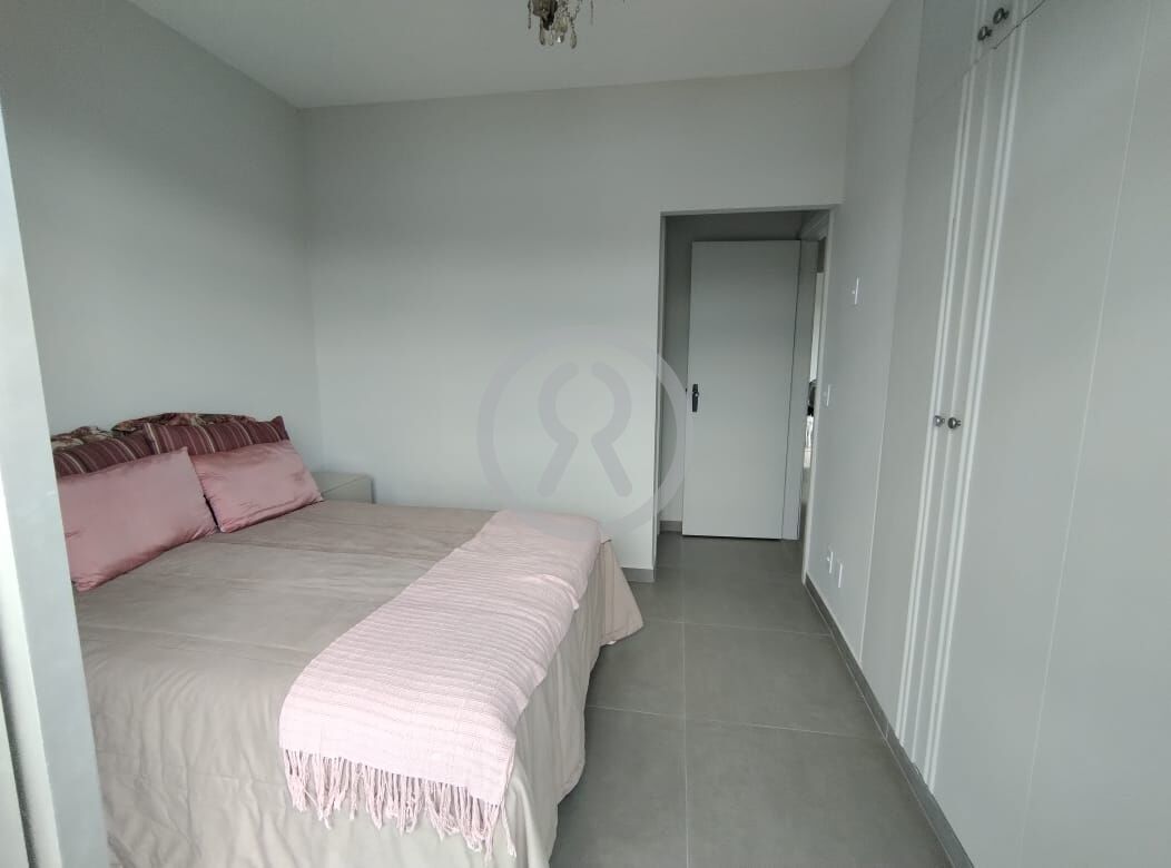 Apartamento à venda com 3 quartos, 84m² - Foto 11