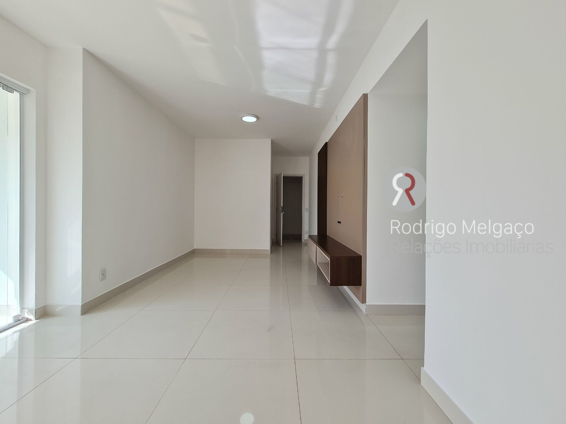 Apartamento à venda com 2 quartos, 82m² - Foto 6