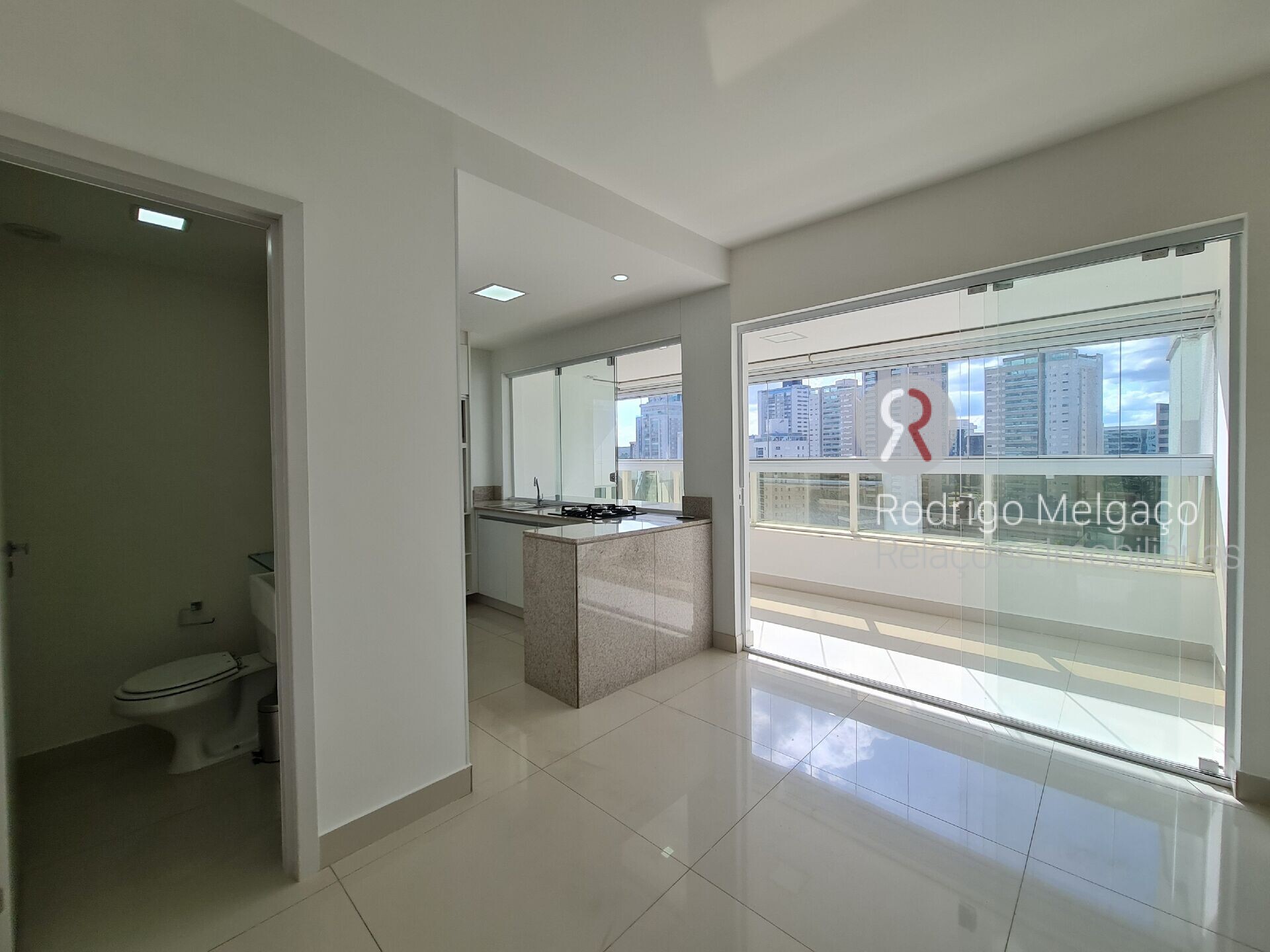 Apartamento à venda com 2 quartos, 82m² - Foto 7