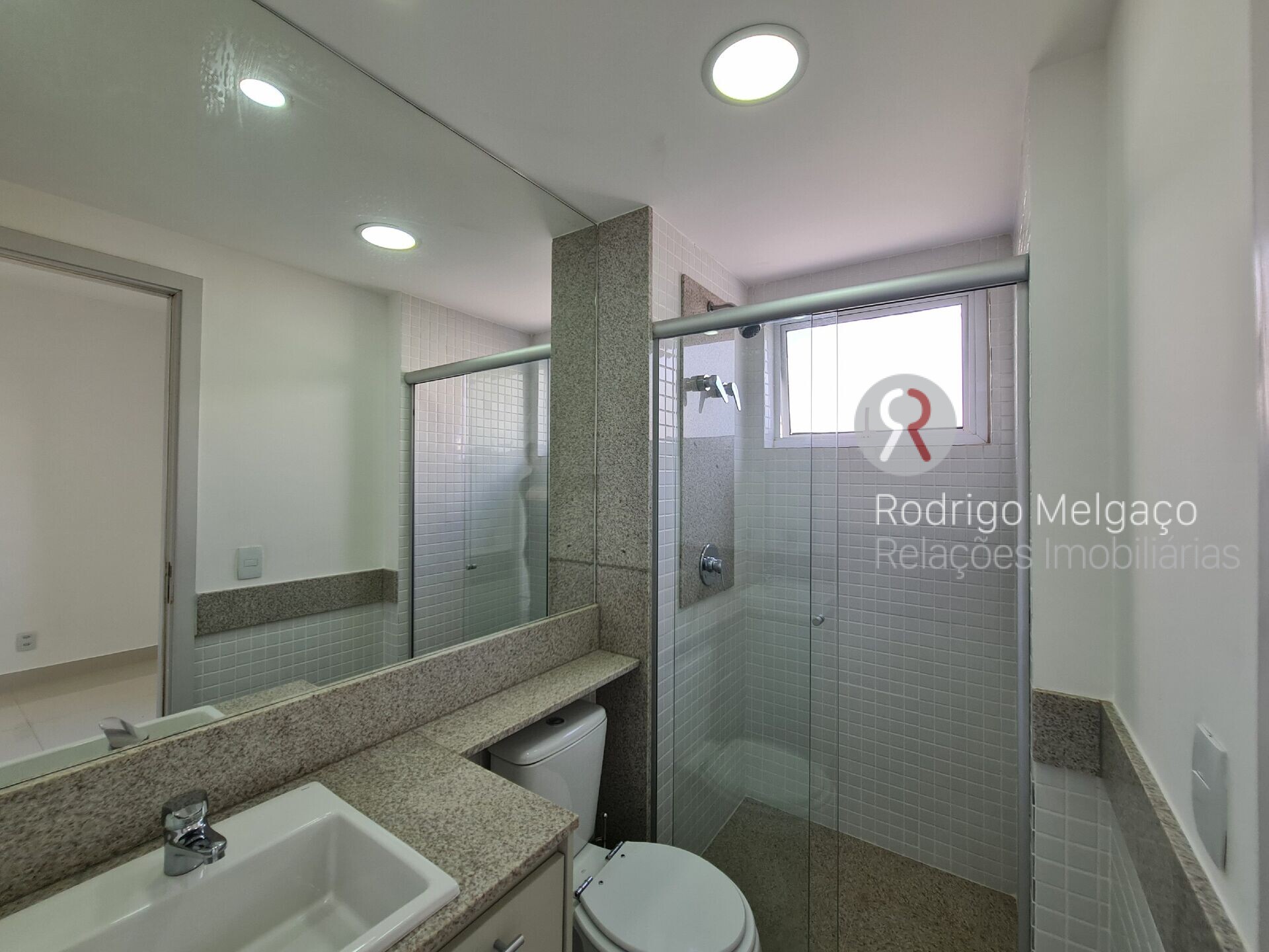 Apartamento à venda com 2 quartos, 82m² - Foto 21