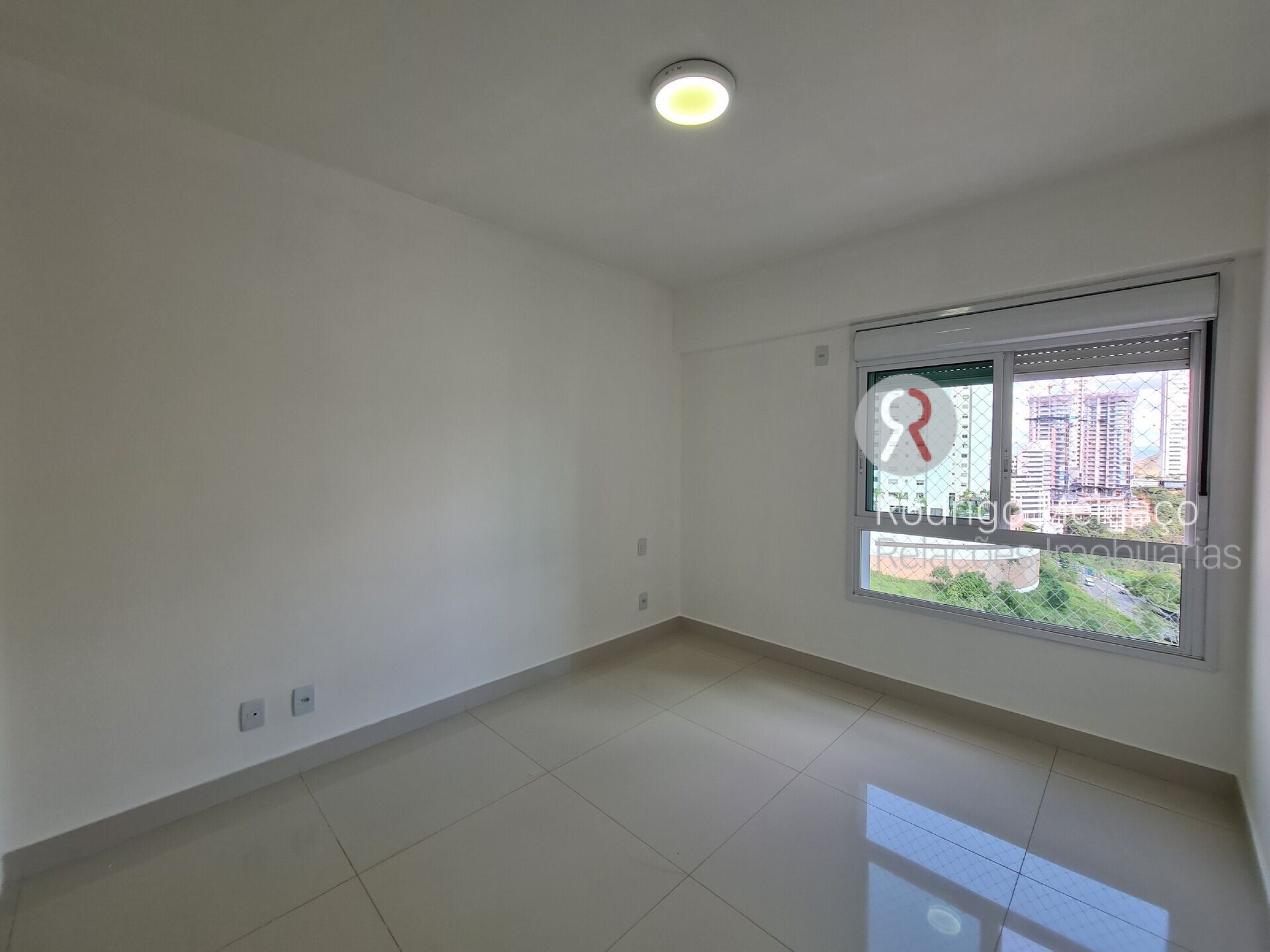 Apartamento à venda com 2 quartos, 82m² - Foto 24