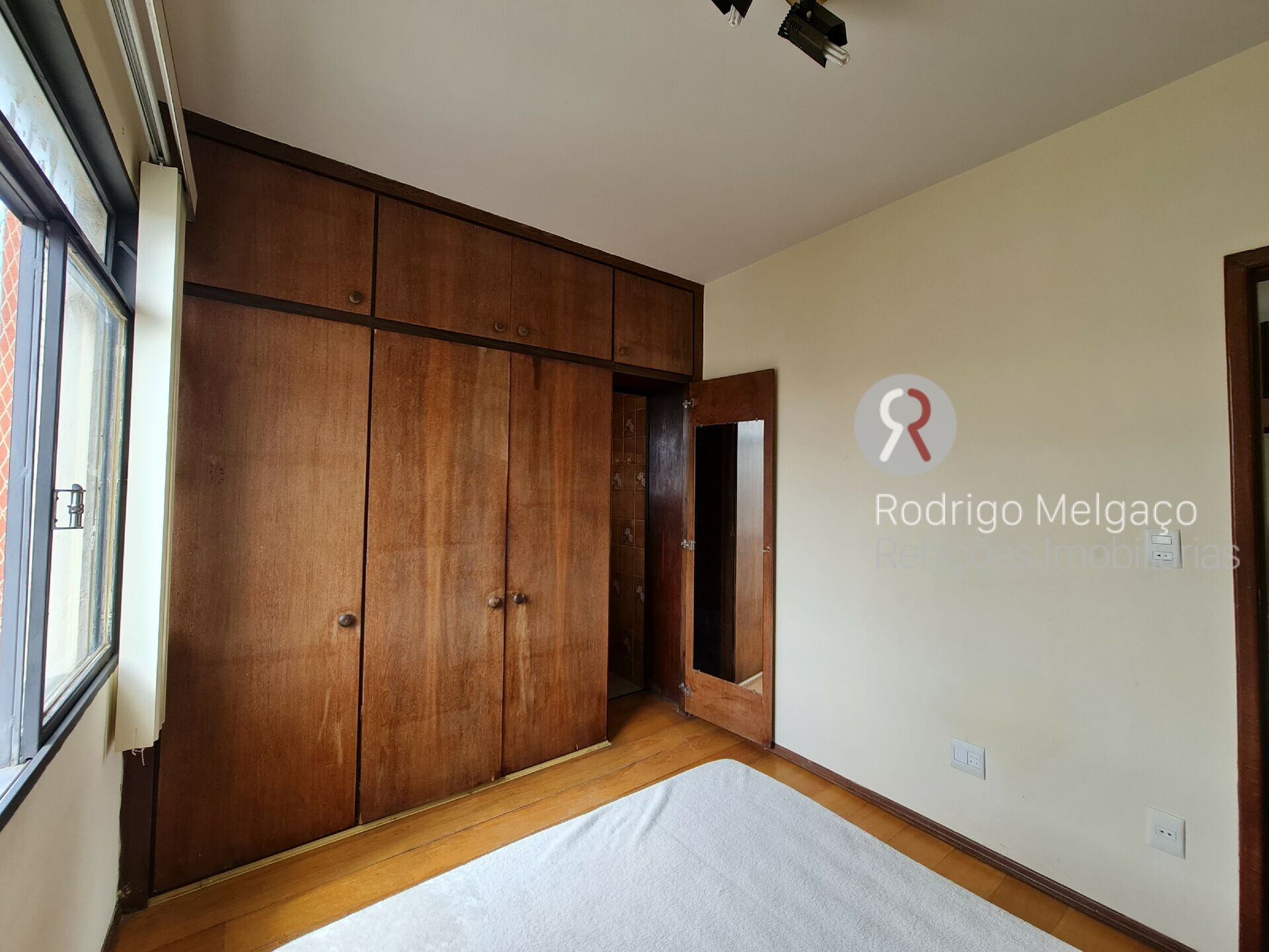 Apartamento à venda com 1 quarto, 40m² - Foto 28