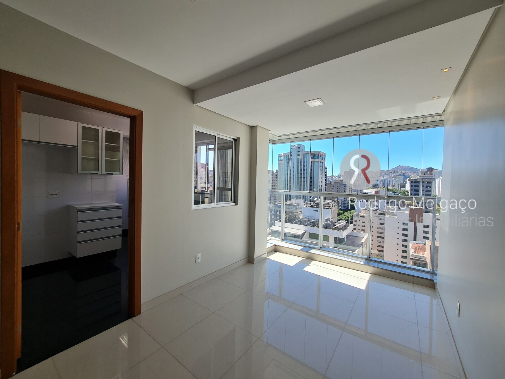 Apartamento para alugar com 2 quartos, 73m² - Foto 4