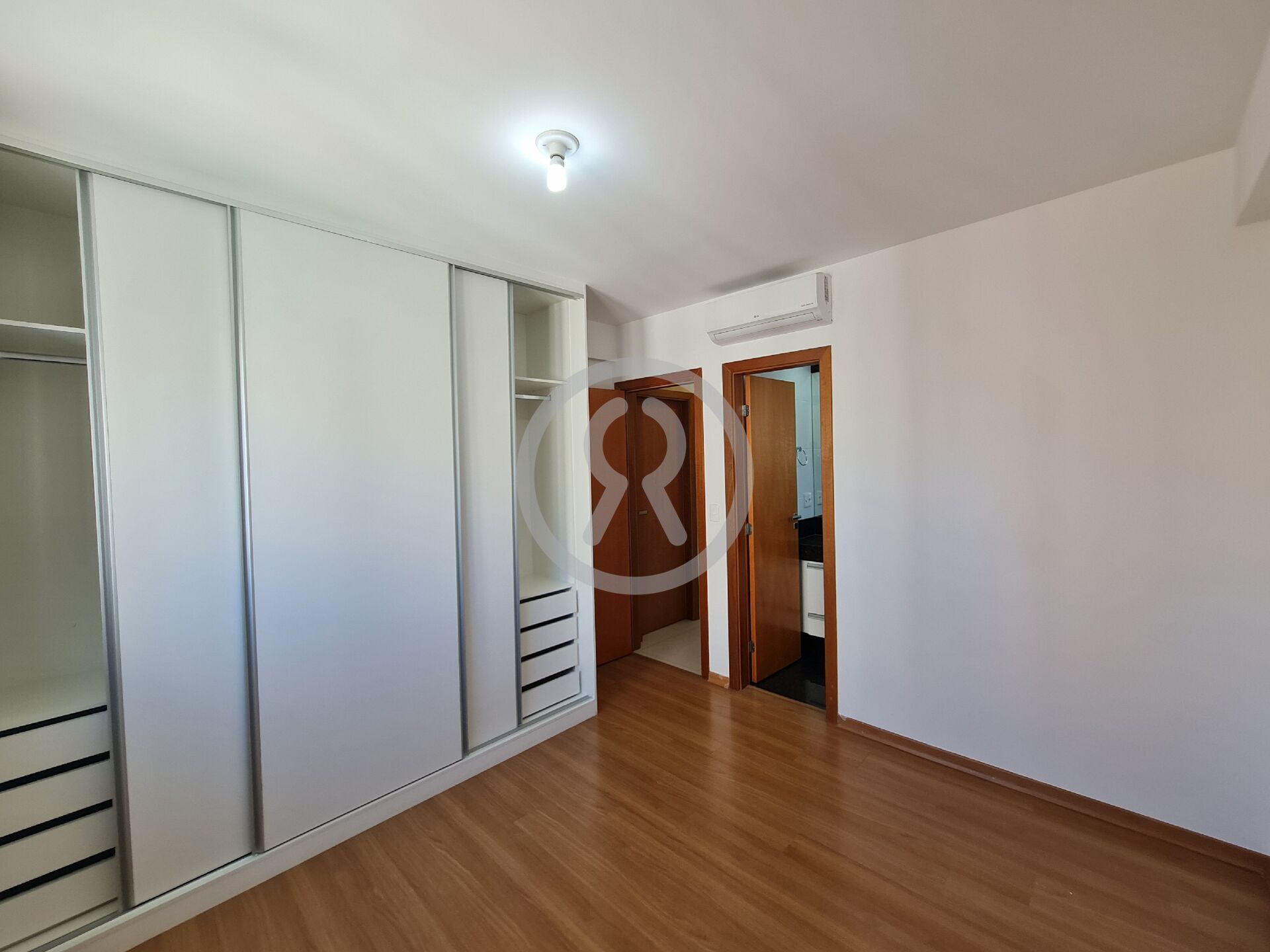 Apartamento para alugar com 2 quartos, 73m² - Foto 20