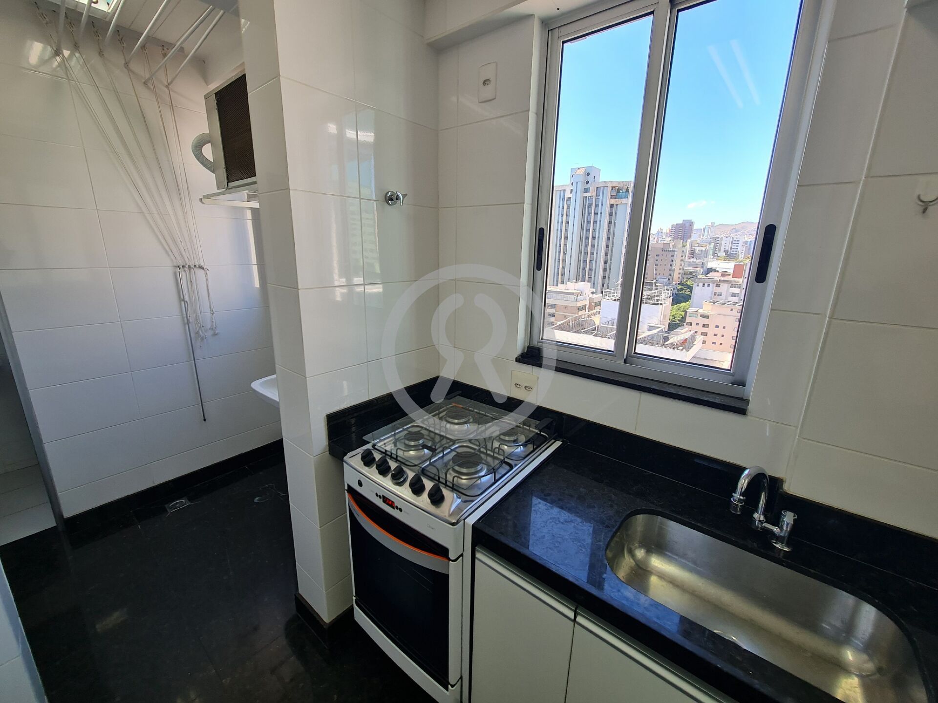 Apartamento para alugar com 2 quartos, 73m² - Foto 10