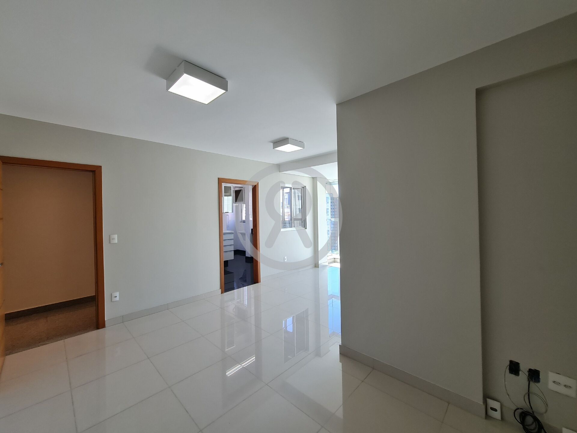 Apartamento para alugar com 2 quartos, 73m² - Foto 4