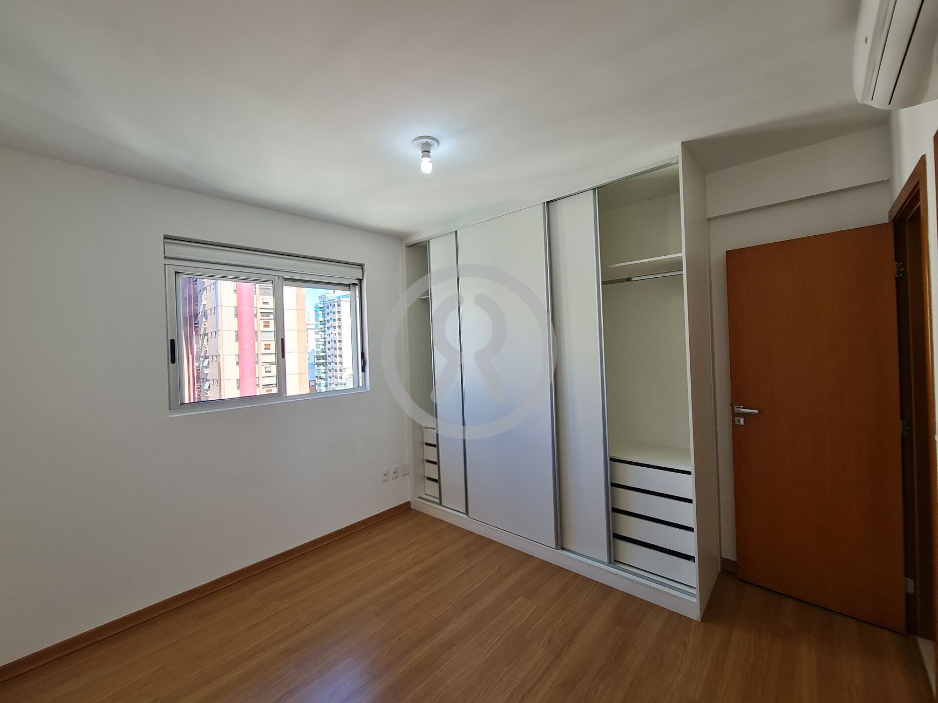 Apartamento para alugar com 2 quartos, 73m² - Foto 19