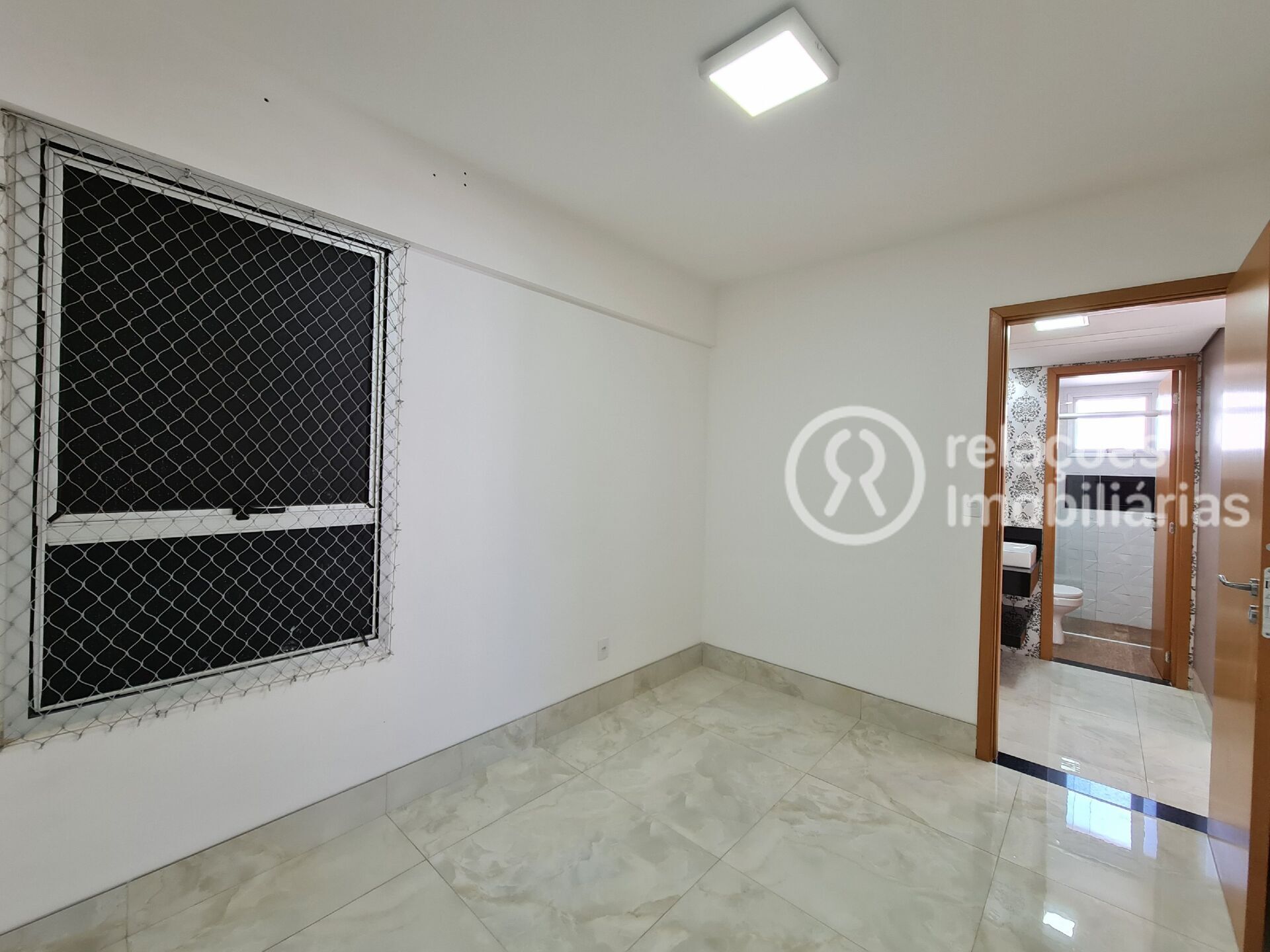 Apartamento à venda com 2 quartos, 74m² - Foto 14