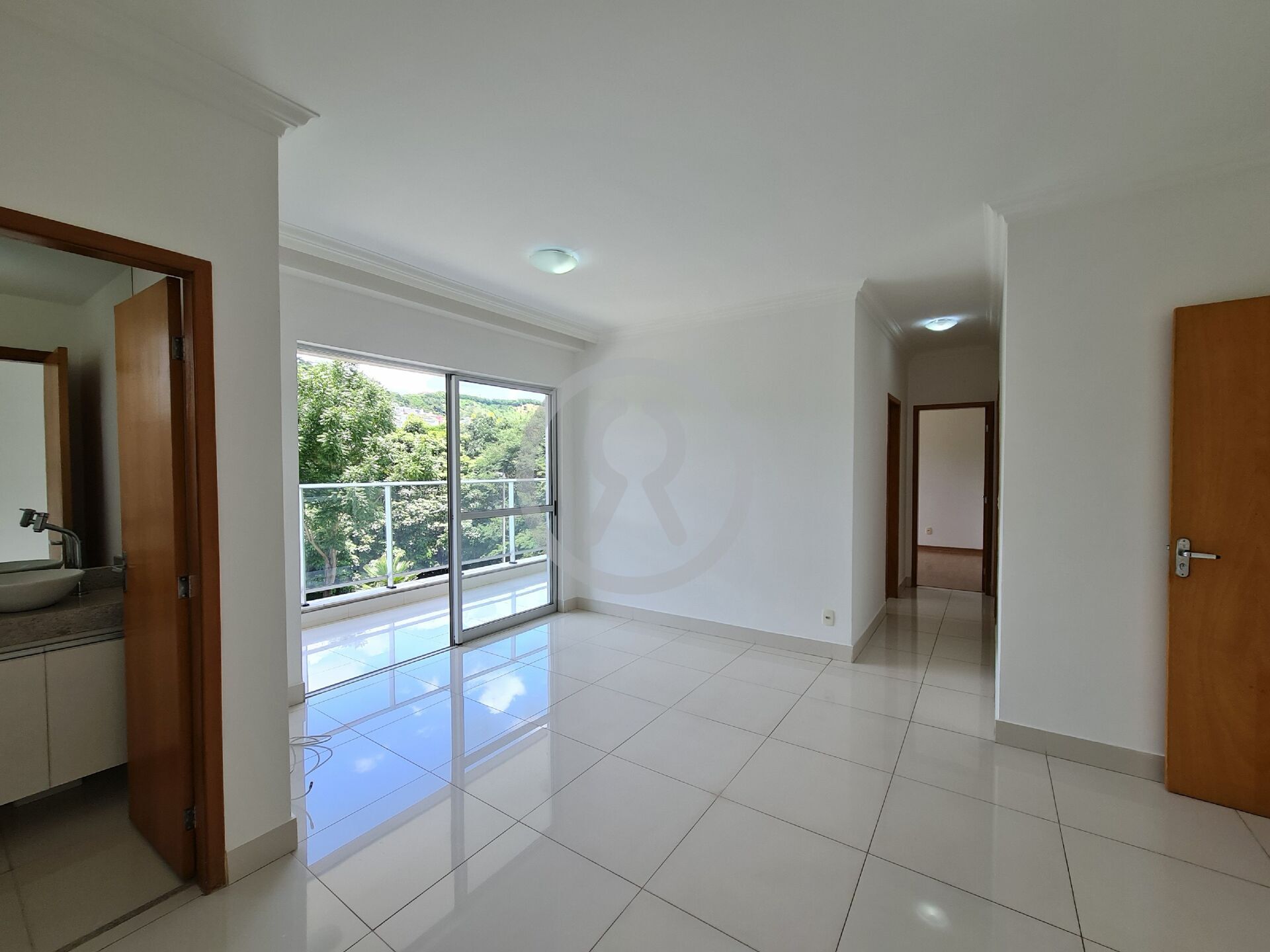 Apartamento para alugar com 3 quartos, 90m² - Foto 4