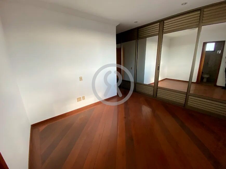 Cobertura para alugar com 3 quartos, 324m² - Foto 16