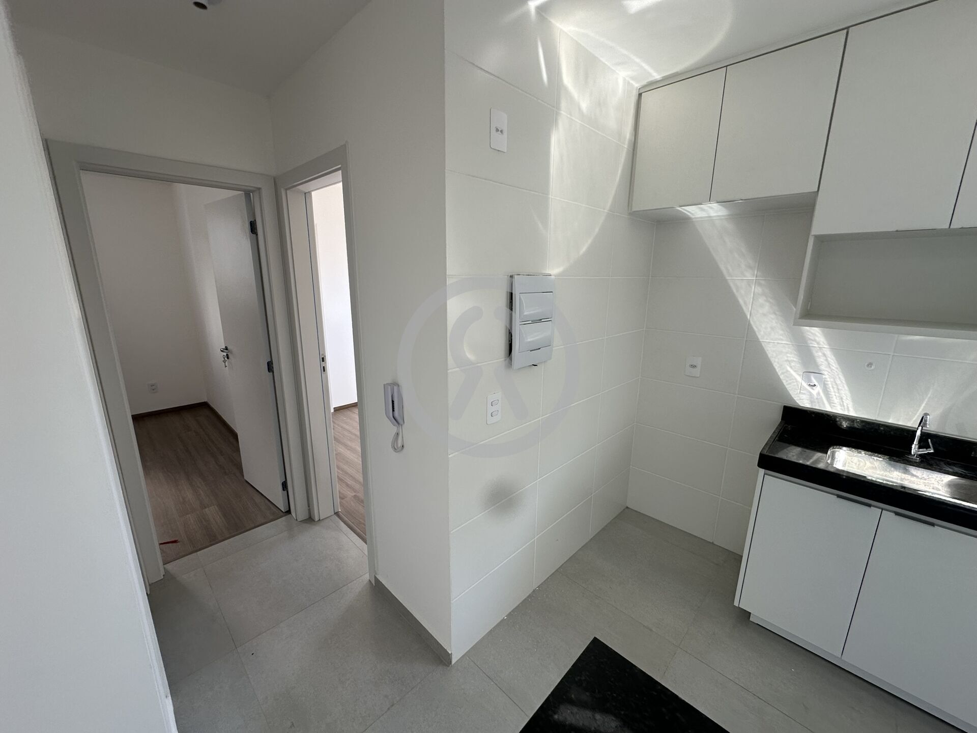 Apartamento para alugar com 2 quartos, 65m² - Foto 13