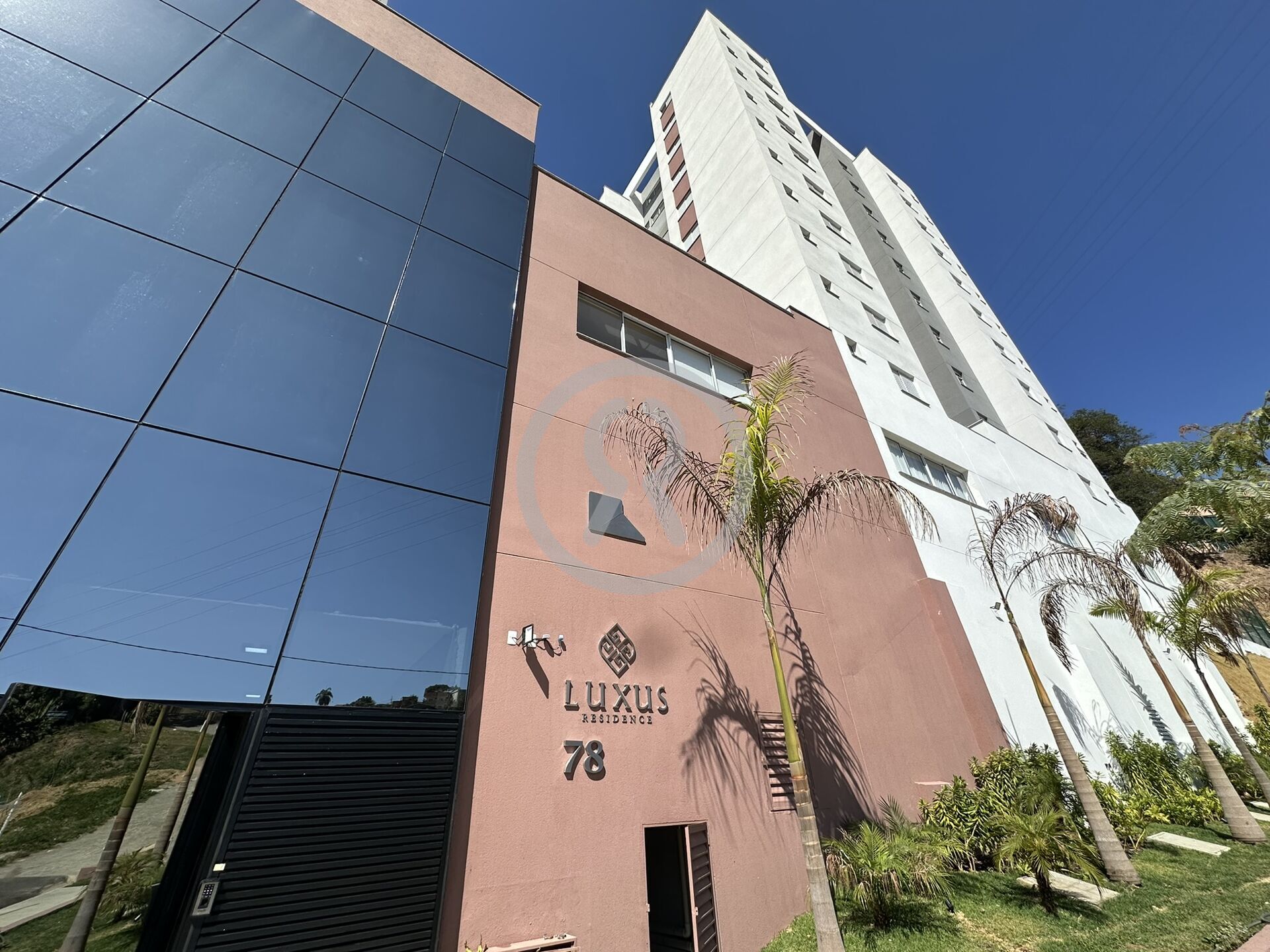 Apartamento para alugar com 2 quartos, 65m² - Foto 19