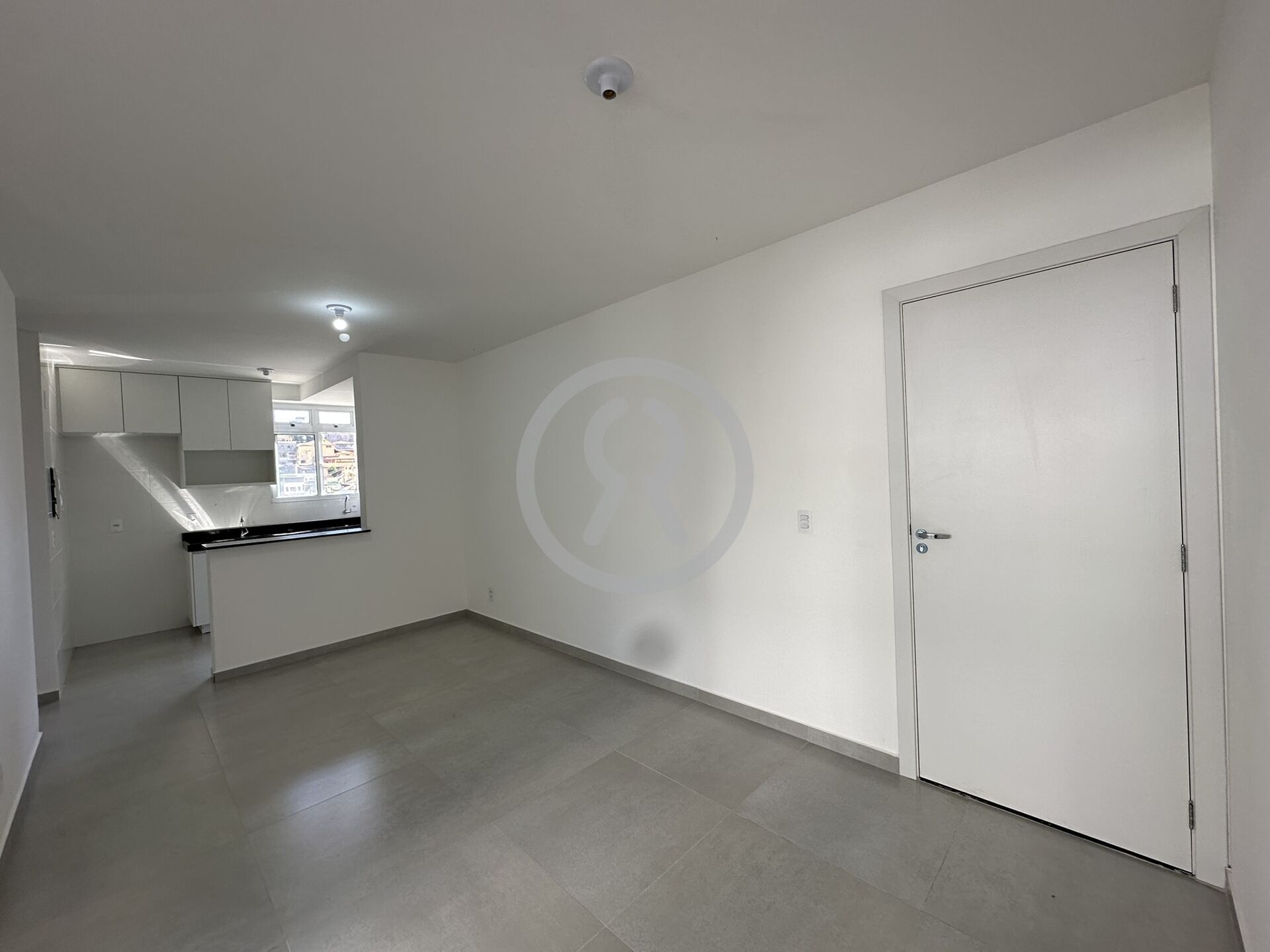 Apartamento para alugar com 2 quartos, 65m² - Foto 3