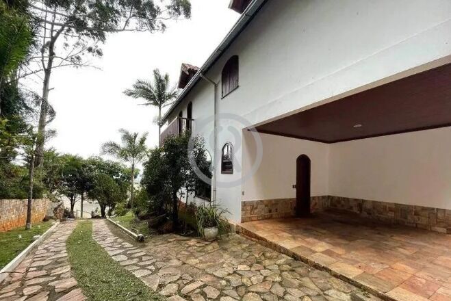 Casa para alugar com 4 quartos, 513m² - Foto 25