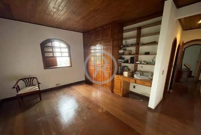 Casa para alugar com 4 quartos, 513m² - Foto 12