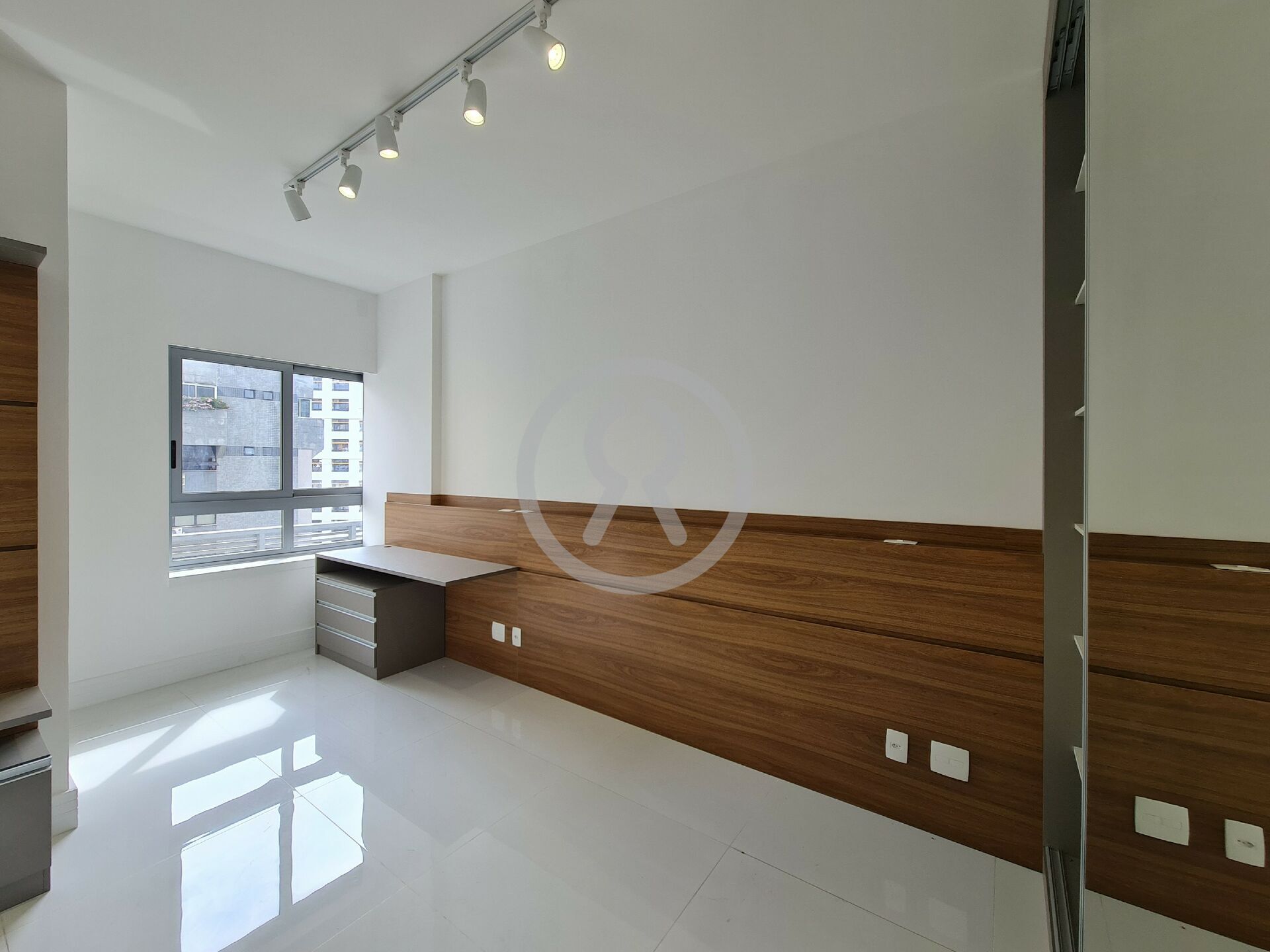 Apartamento para alugar com 1 quarto, 44m² - Foto 8