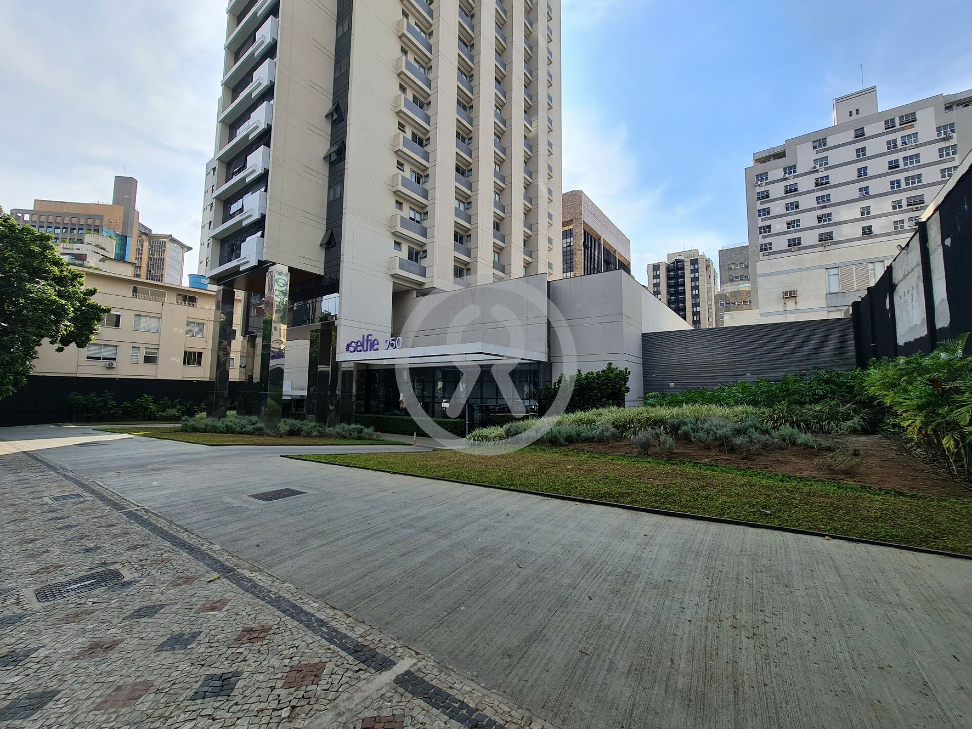 Apartamento para alugar com 1 quarto, 44m² - Foto 27