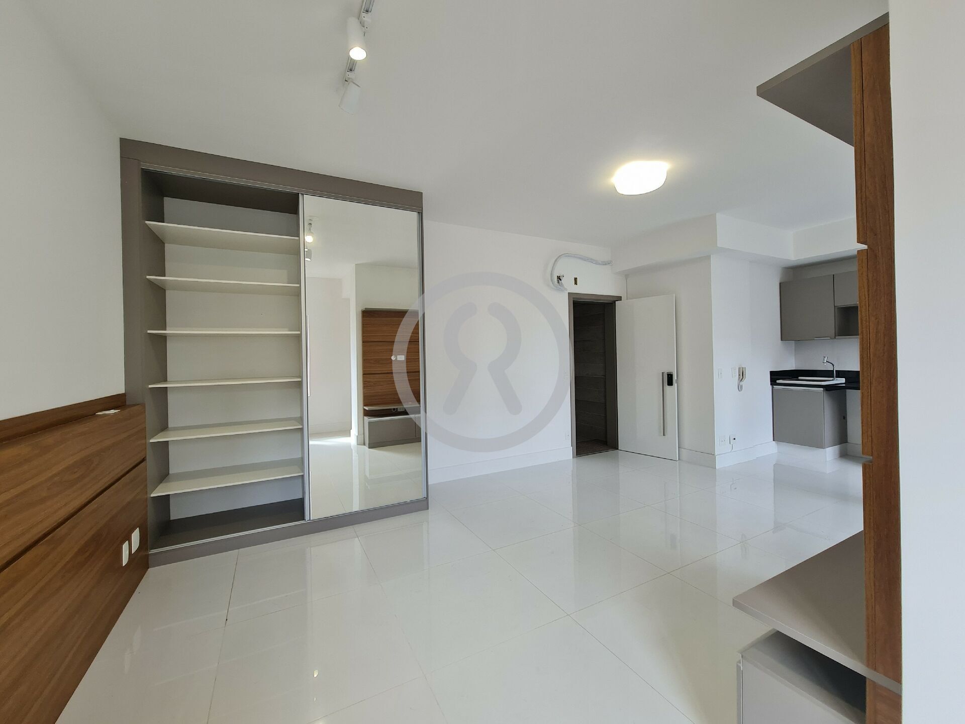 Apartamento para alugar com 1 quarto, 44m² - Foto 9