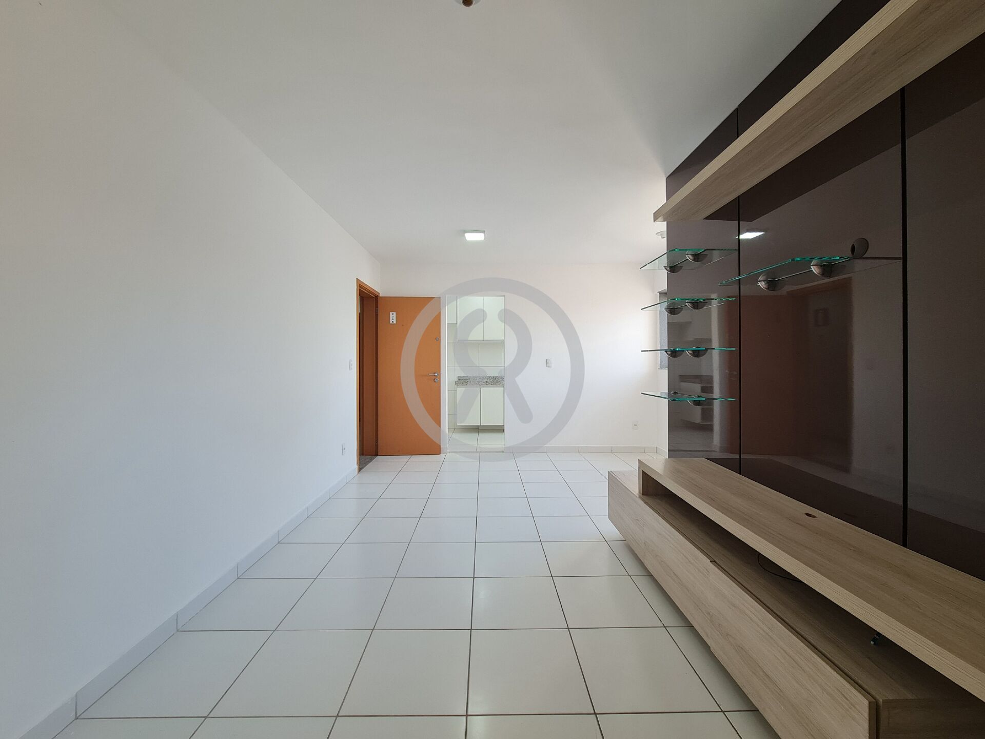 Apartamento à venda com 2 quartos, 55m² - Foto 2