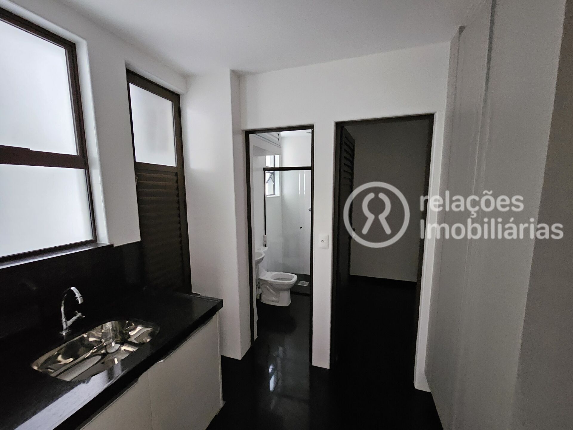 Apartamento para alugar com 4 quartos, 130m² - Foto 10