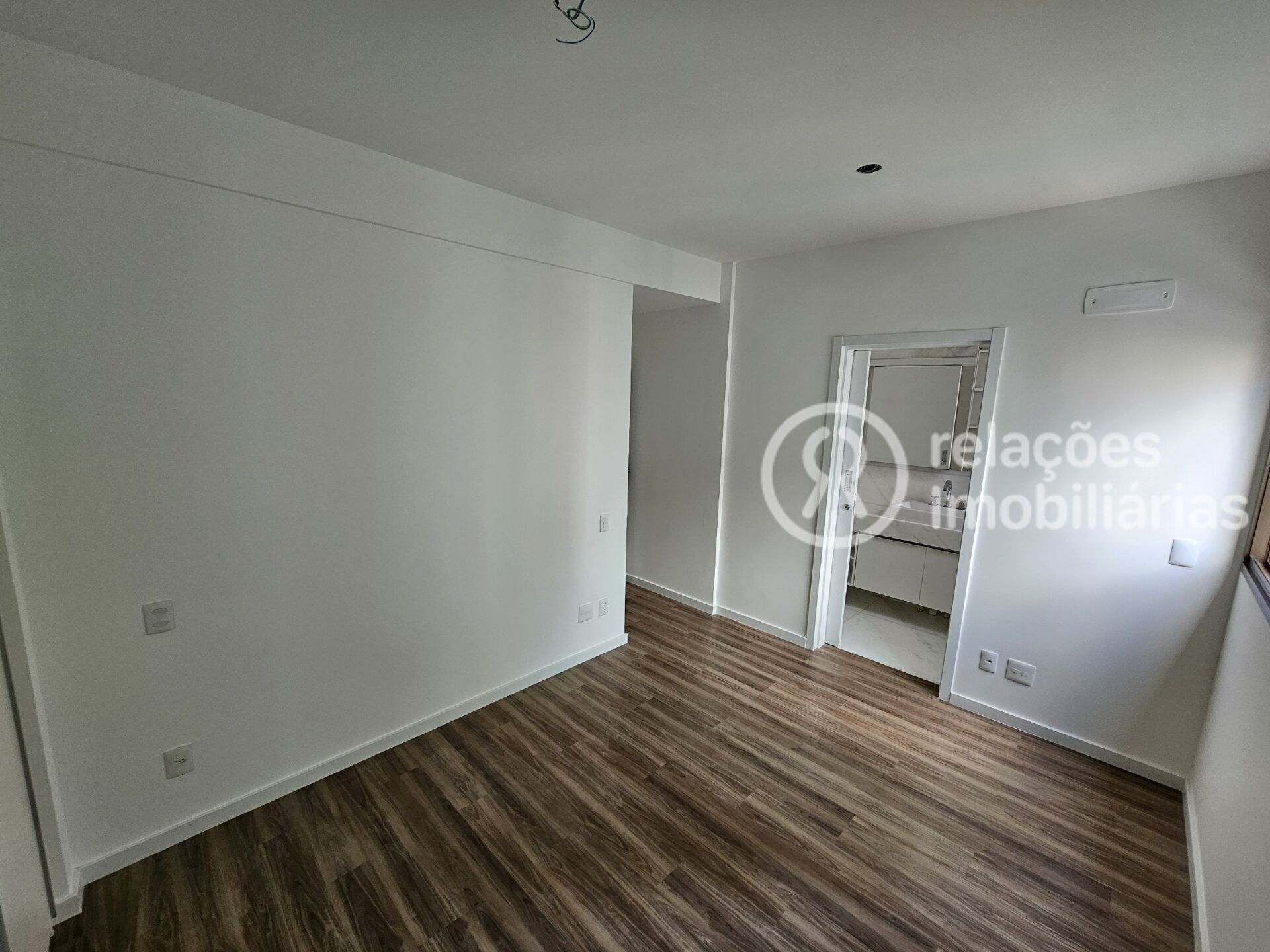 Apartamento para alugar com 4 quartos, 130m² - Foto 22