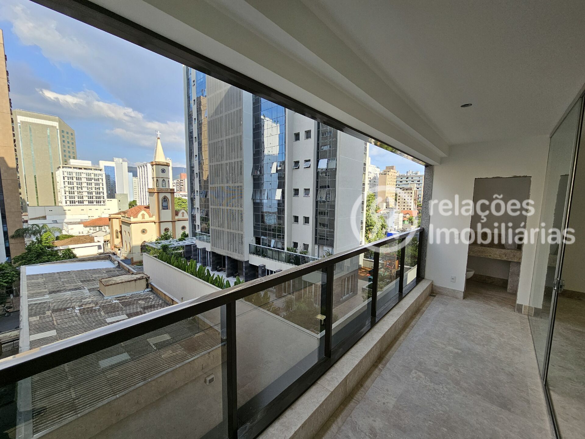 Apartamento para alugar com 4 quartos, 130m² - Foto 7